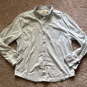Blue Casual Button Down Shirt with Lightweight Fabric
